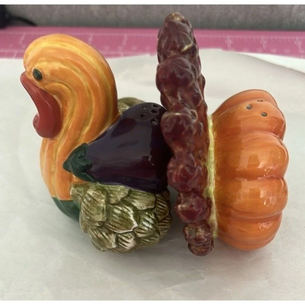 Dept 56 Turkey Veggie Figural Salt & Pepper Shakers Thanksgiving Holiday Dinner
